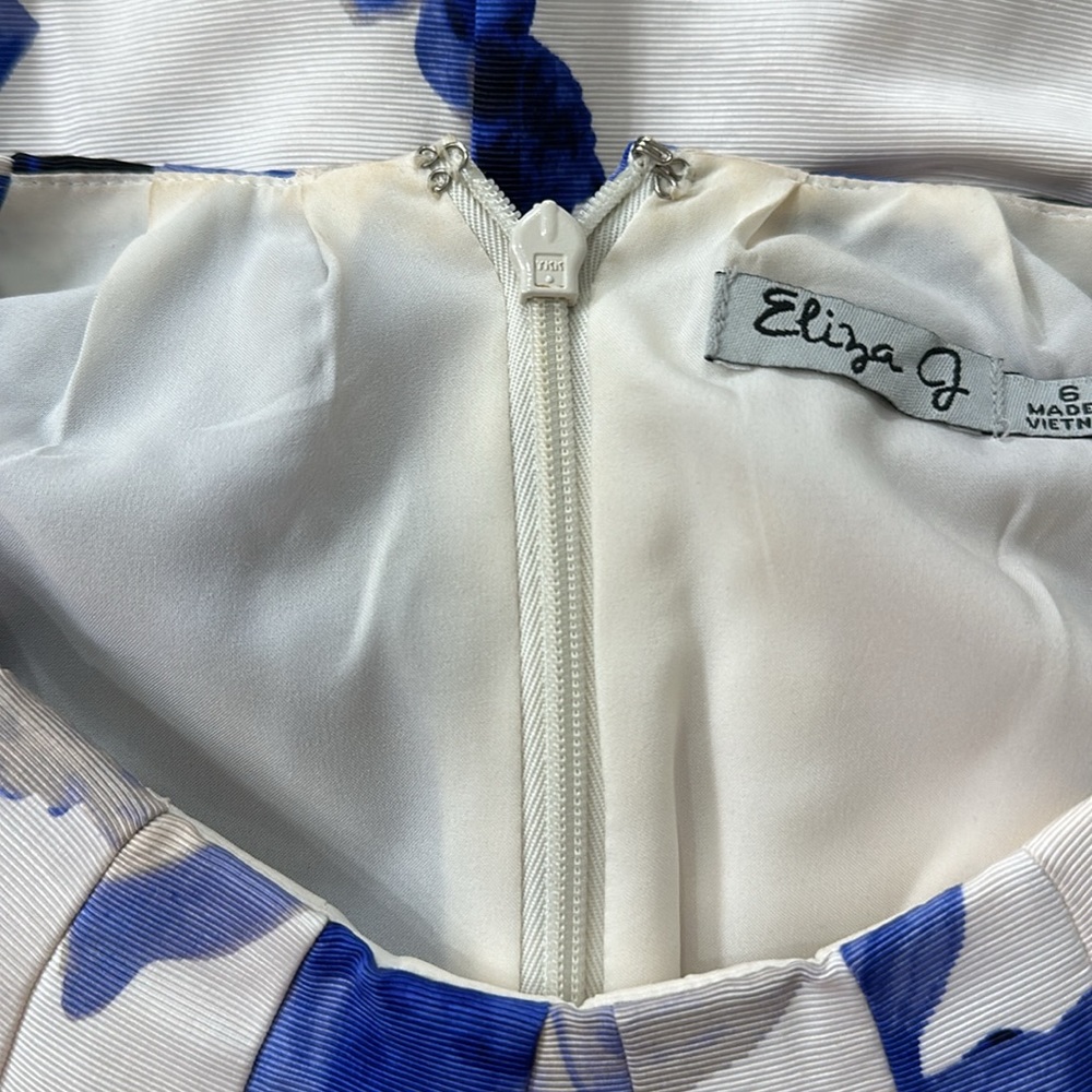 Blue and white floral Eliza J dress - Picture 3 of 3